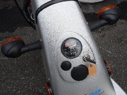 �t���[�d�Ŗ�30�L�����s�\