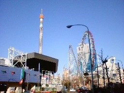 �������@��y��